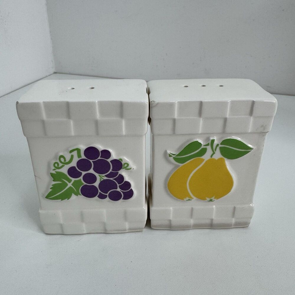 Vtg 80s Shafford Salt & Pepper Shakers Japan Kitschy Fruit Basket Checkerboard